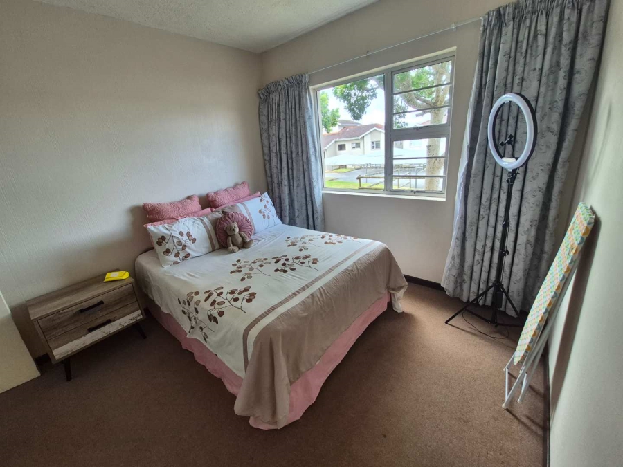 2 Bedroom Property for Sale in Beacon Bay Eastern Cape